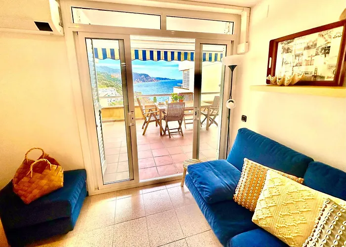 Chalana I, Cala Salions, Tossa De Mar * Жирона