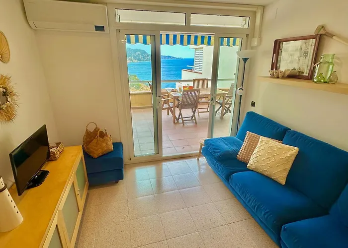 Chalana I, Cala Salions, Tossa De Mar Апартаменты *