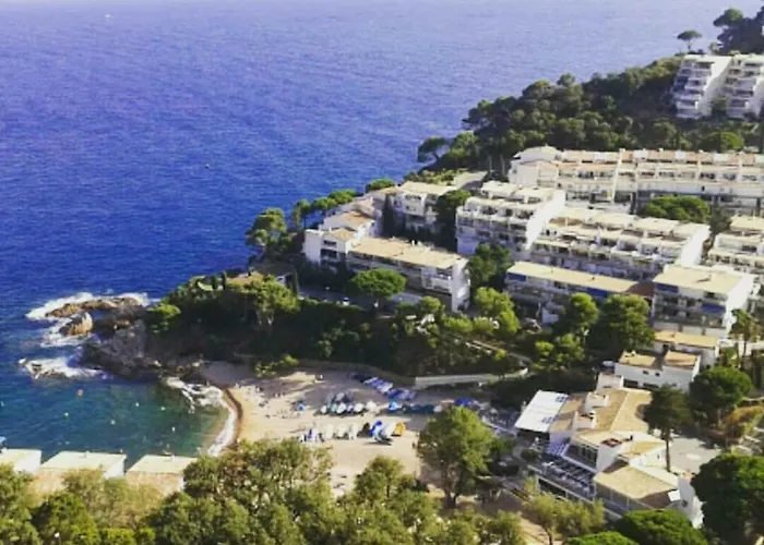 Chalana I, Cala Salions, Tossa De Mar Жирона