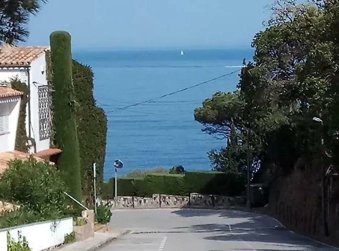 Chalana I, Cala Salions, Tossa De Mar Апартаменты *