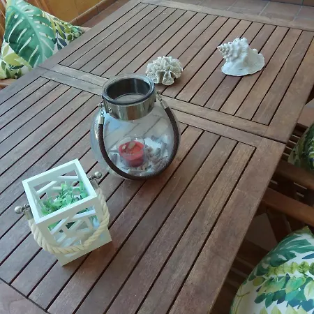 Cala Salions, Chalana I Lejlighed