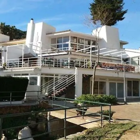 Cala Salions, Chalana I Apartamento Girona