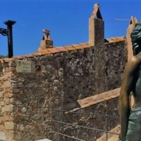 Cala Salions, Chalana I Lejlighed *