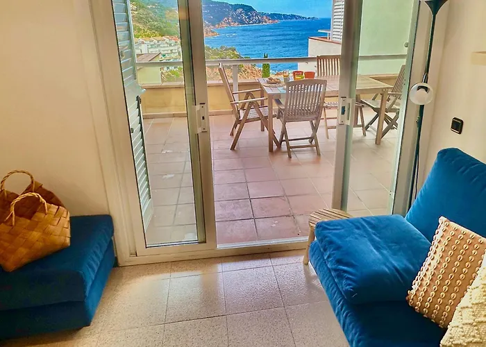 Chalana I, Cala Salions, Tossa De Mar Lejlighed