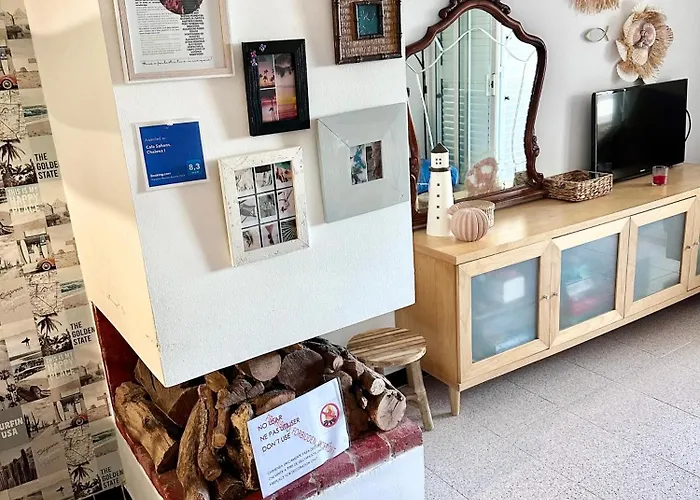 Chalana I, Cala Salions, Tossa De Mar Lejlighed